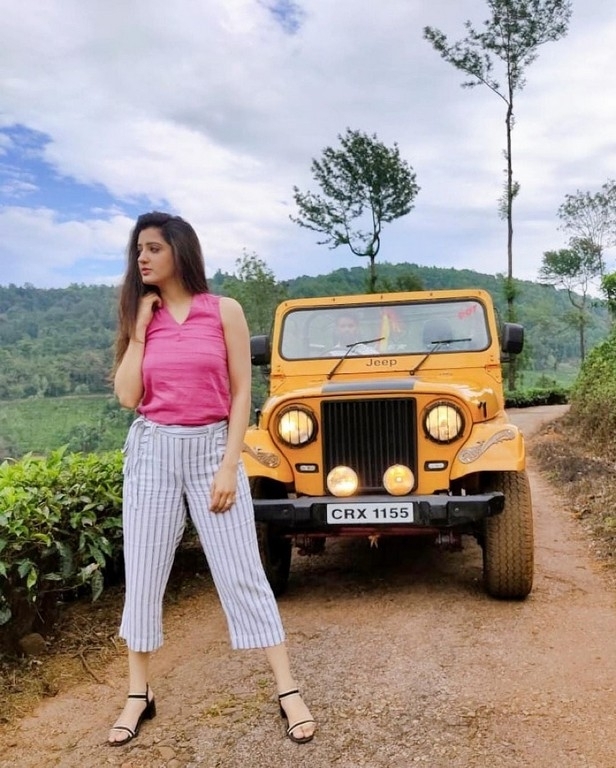 Richa Panai Pics - 2 / 3 photos
