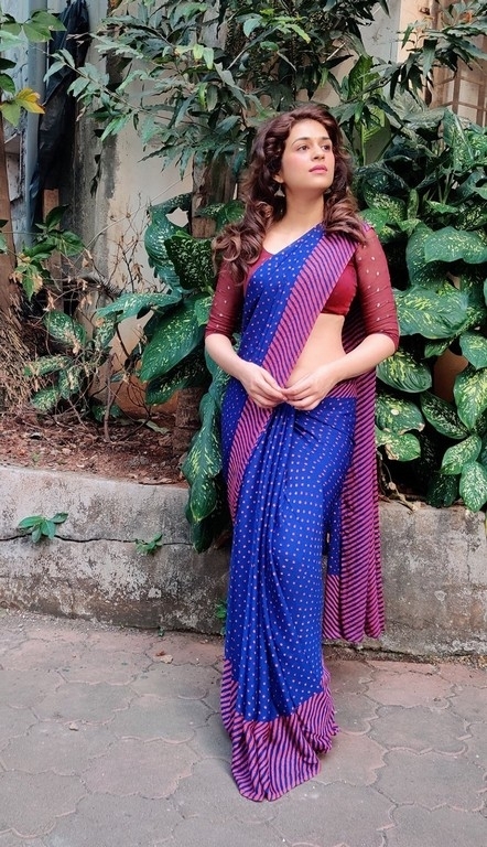 Shraddha Das Pics - 1 / 4 photos
