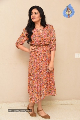 Sreemukhi Photos - 6 of 17