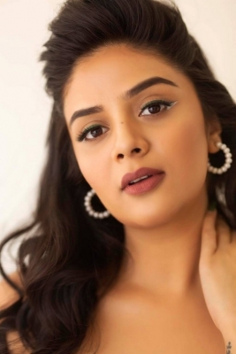 Sreemukhi Photos - 8 of 11