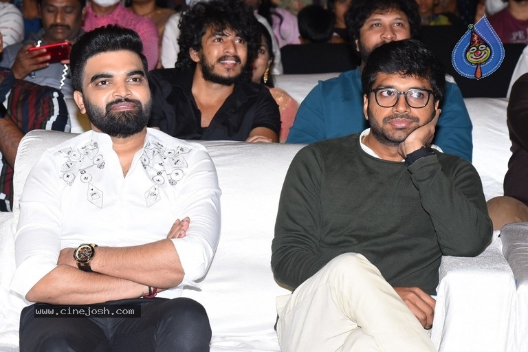 30 Rojullo Preminchadam Ela Pre Release Event - 9 / 63 photos