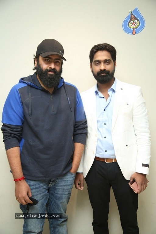 Em Jarigindi Movie Teaser Launch - 5 / 13 photos