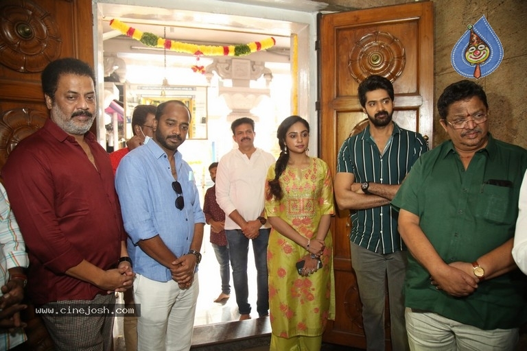 Naveen Chandra New Movie Launch - 7 / 21 photos