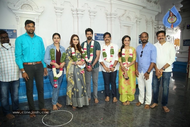 Naveen Chandra New Movie Launch - 11 / 21 photos