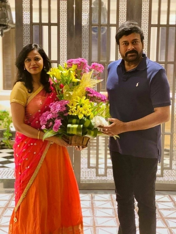 Actor Sudhakar met Megastar  - 3 / 5 photos