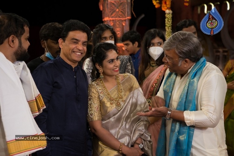 Celebrities at Sunitha Wedding - 4 / 18 photos