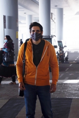 Celebs Spotted at Airport - 11 of 15