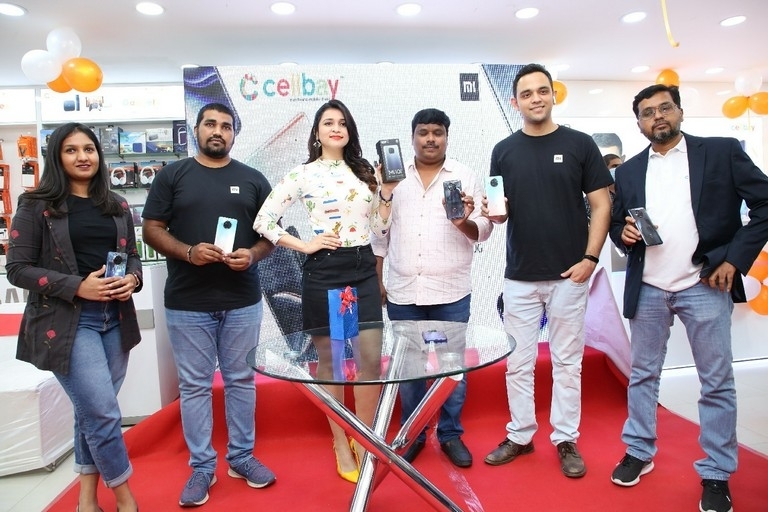 Mannara Unveils Xiaomi Mi10i - 11 / 19 photos