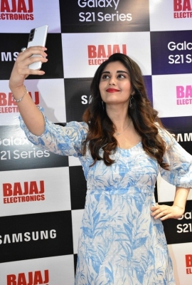 Surbhi Launches Samsung Galaxy S21 - 19 of 20