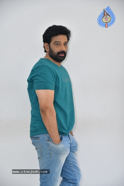 J. D. Chakravarthy Interview Pics - 12 / 13 photos