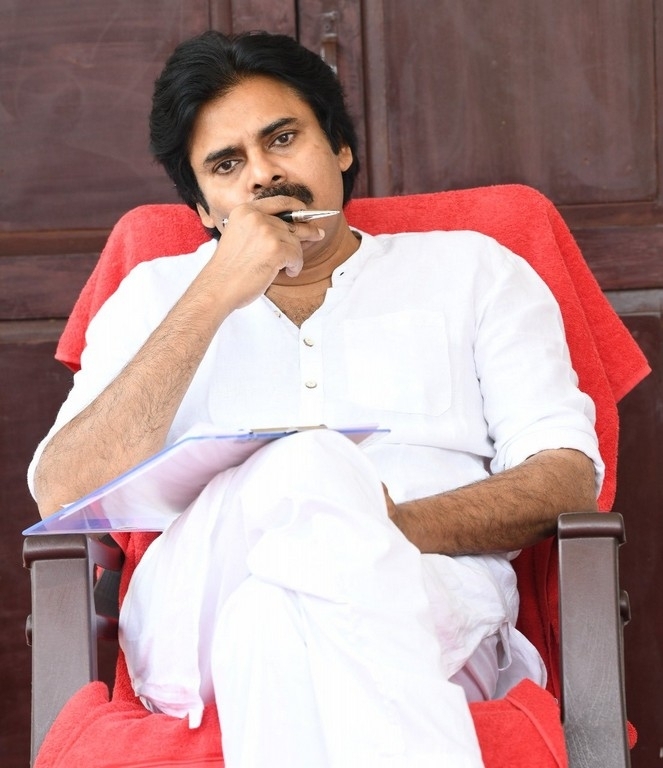 Pawan Kalyan New Look - 1 / 4 photos