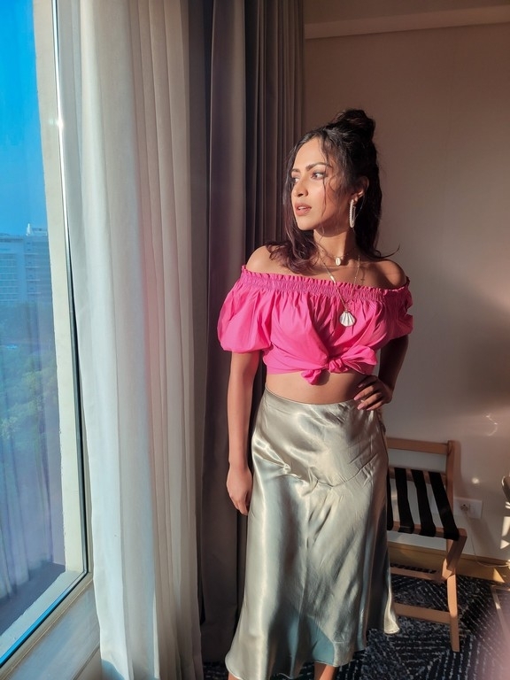 Amala Paul Pics - 4 / 4 photos