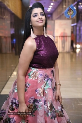 Anchor Syamala Pics - 9 of 19
