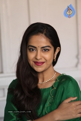 Avika Gor Photos - 4 of 15