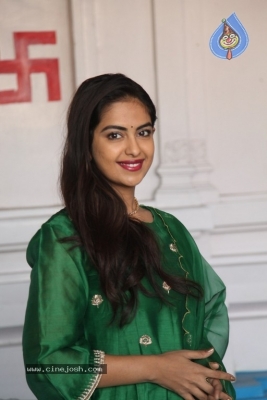 Avika Gor Photos - 13 of 15