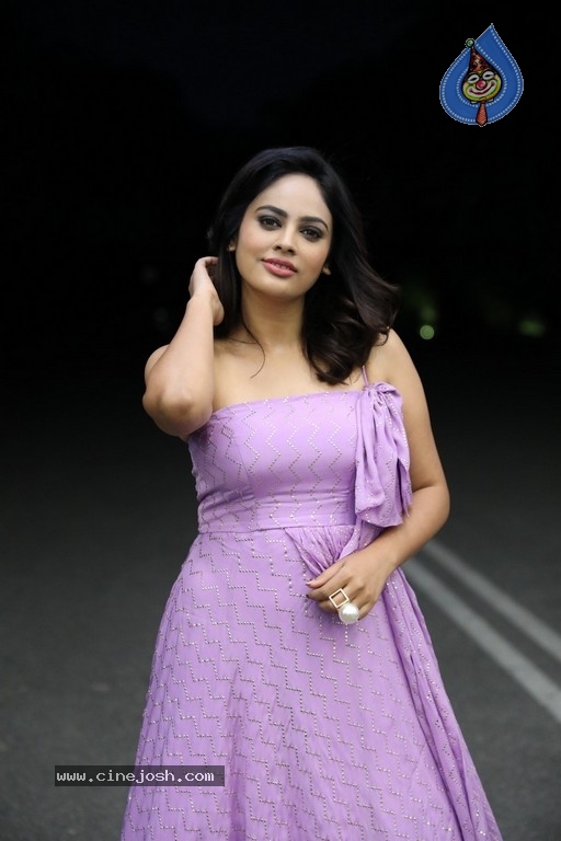 Nandita Swetha Photos - 7 / 17 photos