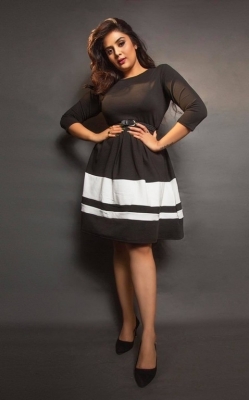 Sreemukhi Photos - 4 of 5