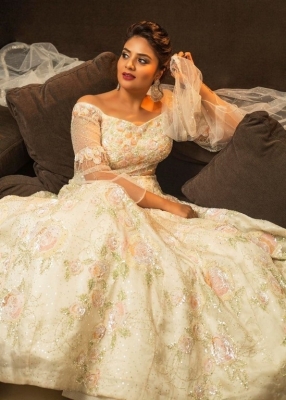 Sreemukhi Photos - 8 of 8