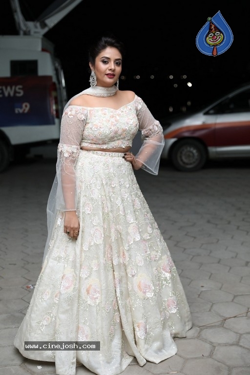 Sreemukhi Pics - 11 / 12 photos