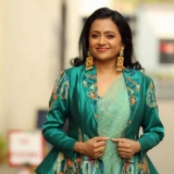 Suma Kanakala Pics
