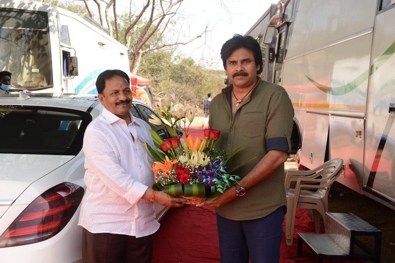 Pawan Wishes To AM Ratnam - 1 / 4 photos