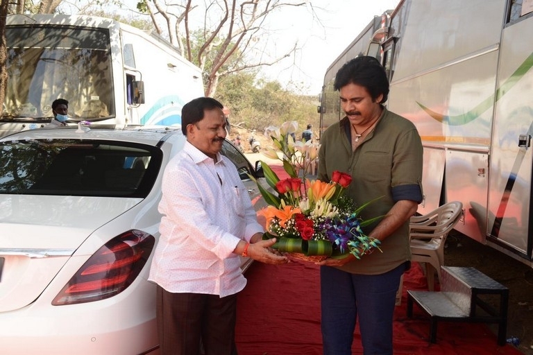 Pawan Wishes To AM Ratnam - 3 / 4 photos