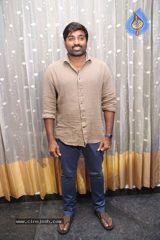 Uppena Movie Pre Release Event 01 - 18 / 57 photos