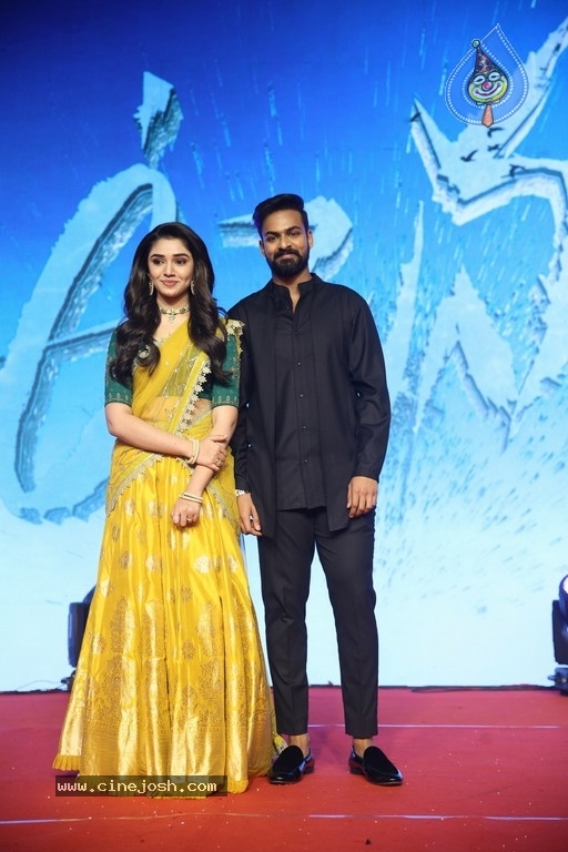 Uppena Movie Pre Release Event 01 - 32 / 57 photos