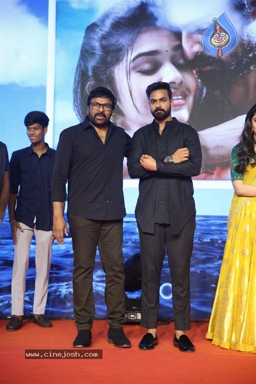 Uppena Movie  Pre Release Event 02 - 14 / 40 photos