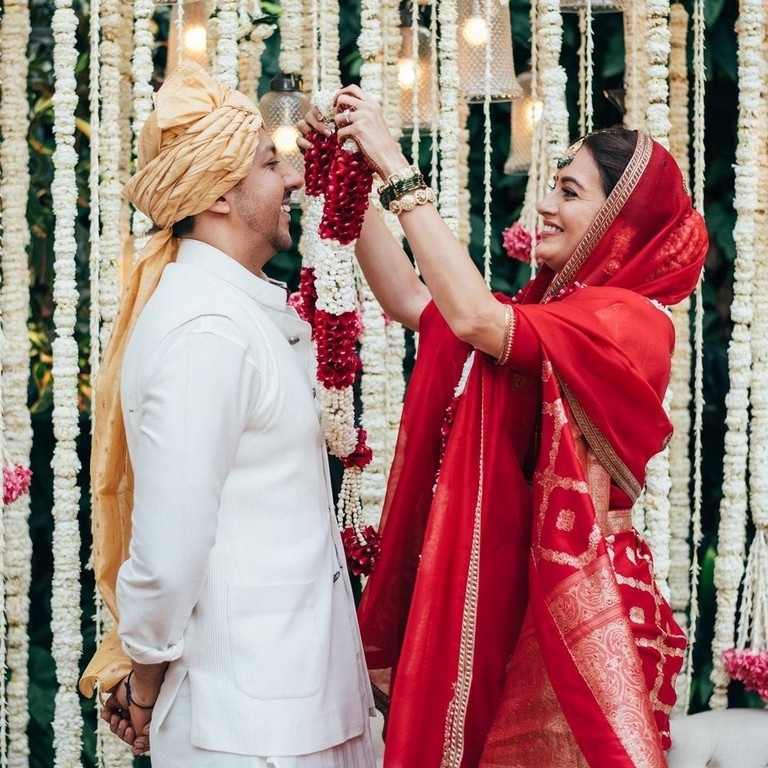 Dia Mirza Wedding Photos - 1 / 4 photos