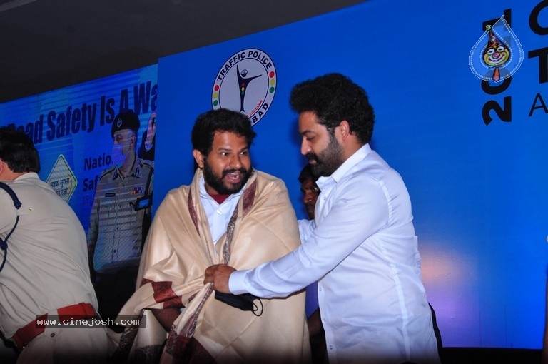 Jr Ntr at Cyberbad Traffic Police Event - 8 / 42 photos