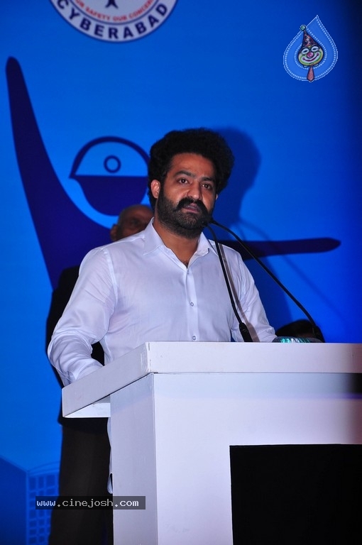 Jr Ntr at Cyberbad Traffic Police Event - 20 / 42 photos
