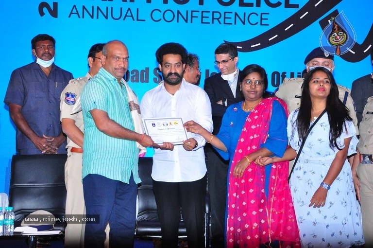 Jr Ntr at Cyberbad Traffic Police Event - 25 / 42 photos