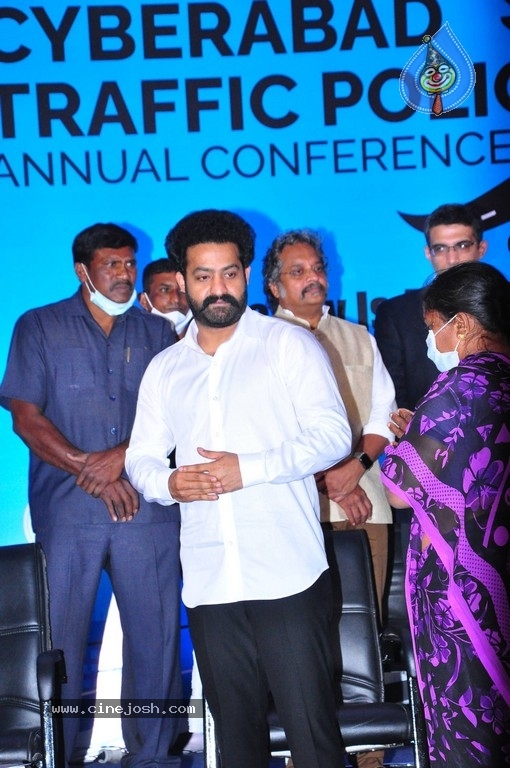 Jr Ntr at Cyberbad Traffic Police Event - 29 / 42 photos