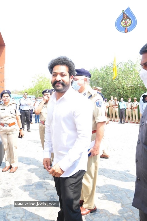 Jr Ntr at Cyberbad Traffic Police Event - 41 / 42 photos