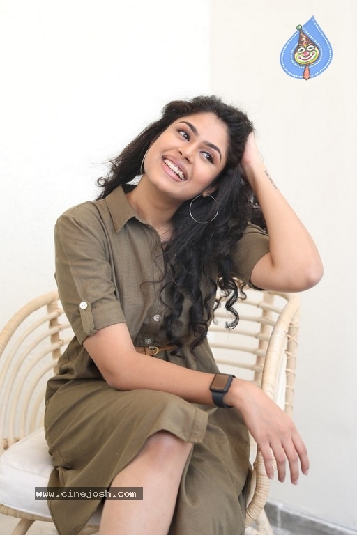 Faria Abdullah Interview Photos - 16 / 19 photos