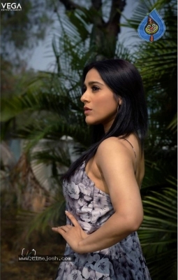 Rashmi Gautam New Stills - 3 of 4