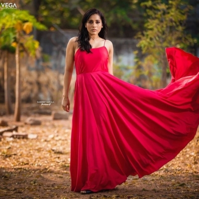 Rashmi Gautam Photos - 5 of 5