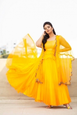 Sreemukhi Photos - 8 of 8