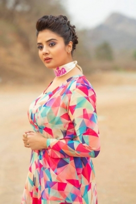 Sreemukhi Photos - 4 of 7