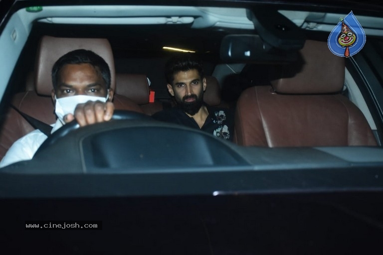 Alia Bhatt Birthday Party At Karan Johar House - 2 / 38 photos