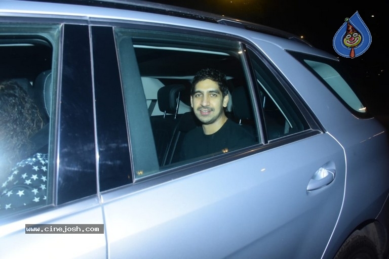 Alia Bhatt Birthday Party At Karan Johar House - 10 / 38 photos