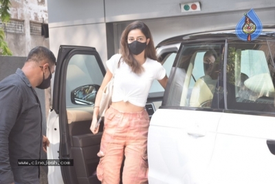 Ananya Panday Spotted At Andheri - 12 of 13