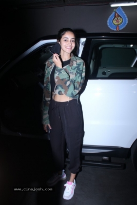 Ananya Pandey Spotted at Airport - 14 of 16
