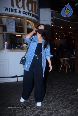 Ileana Spotted in Bandra - 14 of 19