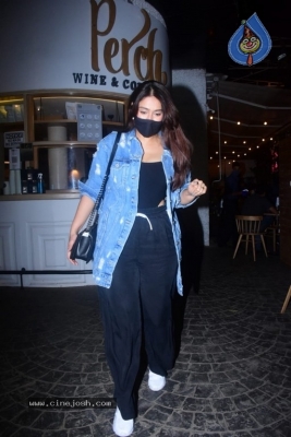 Ileana Spotted in Bandra - 18 of 19