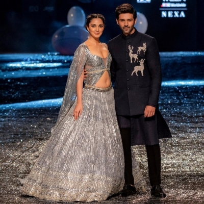Kiara Advani at Lakme Fashion Week - 2 of 6