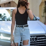 Kriti Sanon Spotted at Juhu