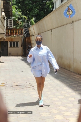 Malaika Arrora Spotted At Clinic Juhu - 4 of 9