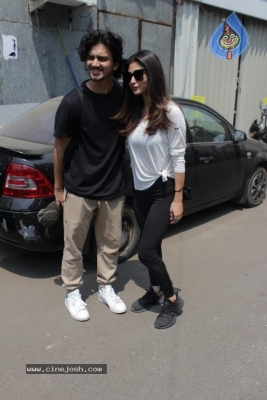 Mouni Roy Spotted At Dance Class - 8 of 17